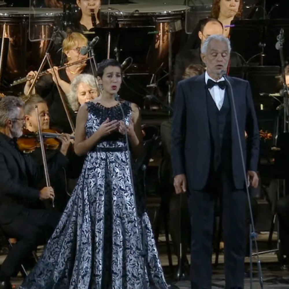 Maestro Andrea Bocelli and Clara Barbier Serrano sing 'Panis angelicus' live at Lourdes