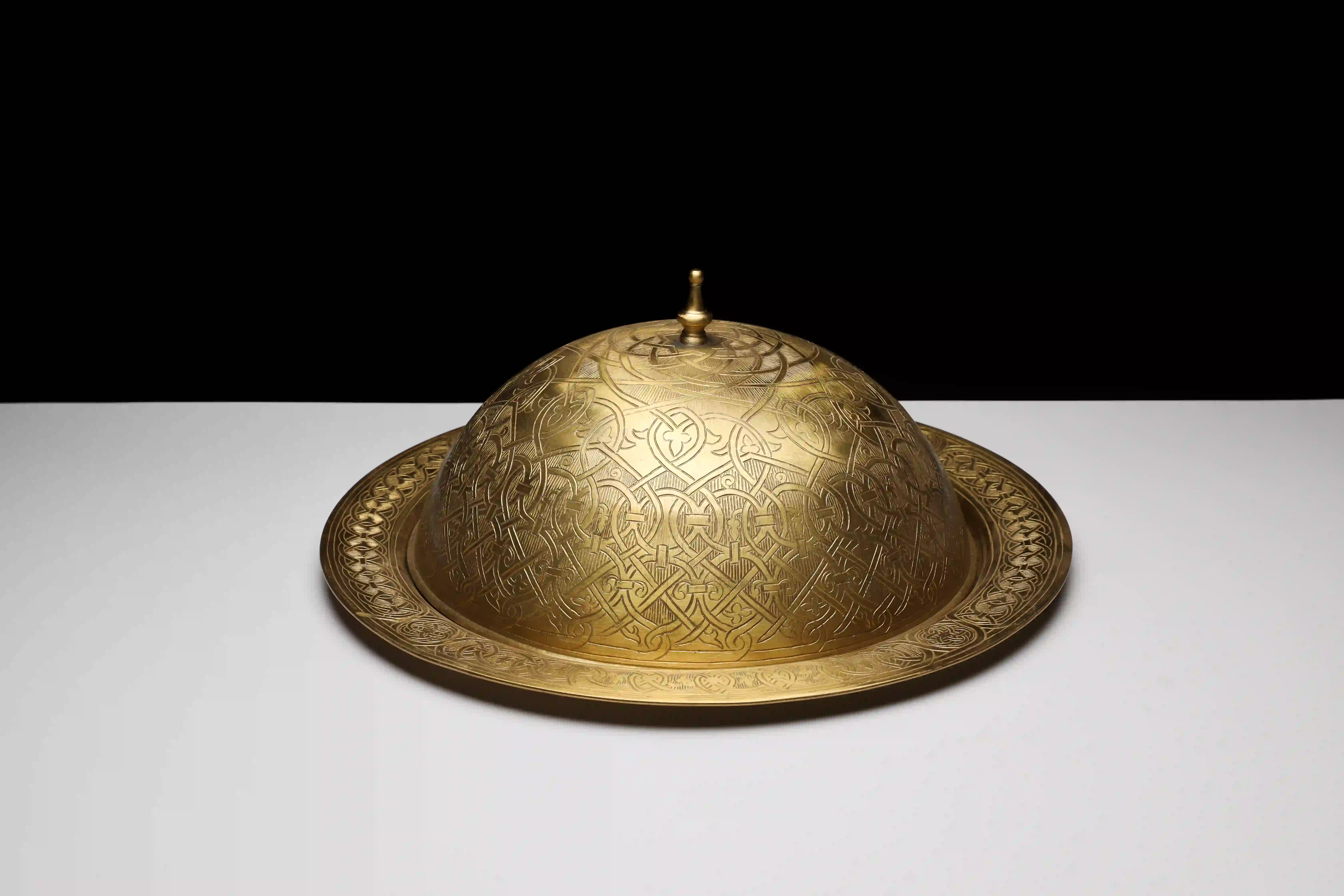 Wessam Ghanim -  Engraved brass serving tray with dome shaped lid